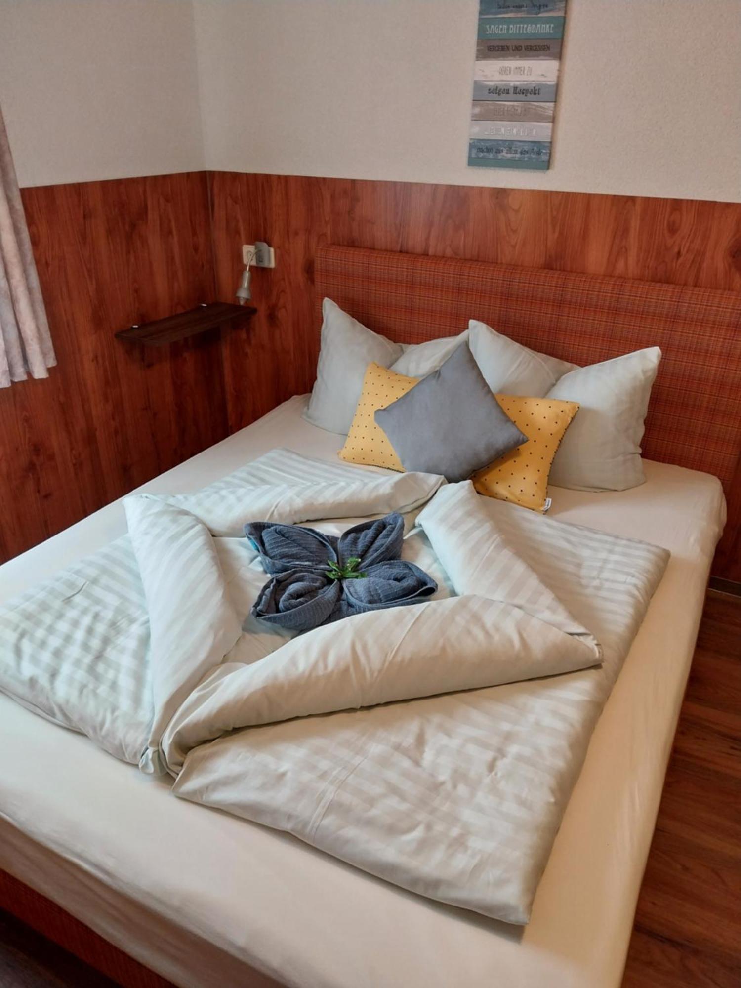 Landhotel Waldschloesschen Mit Gaststube Sohland an der Spree Esterno foto